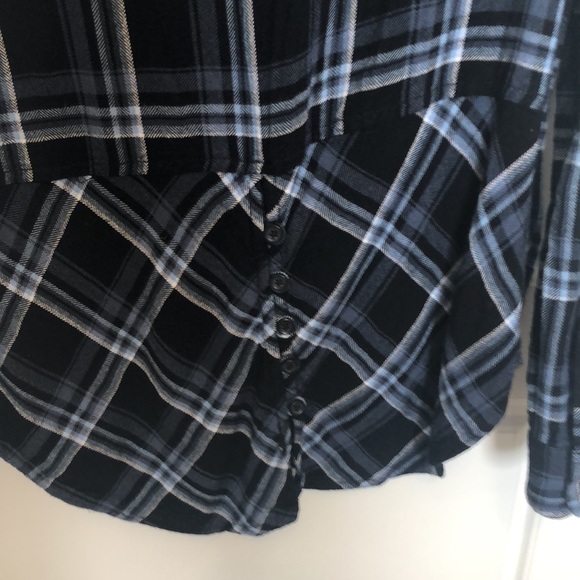 Blue plaid flannel tunic - Picture 3 of 4